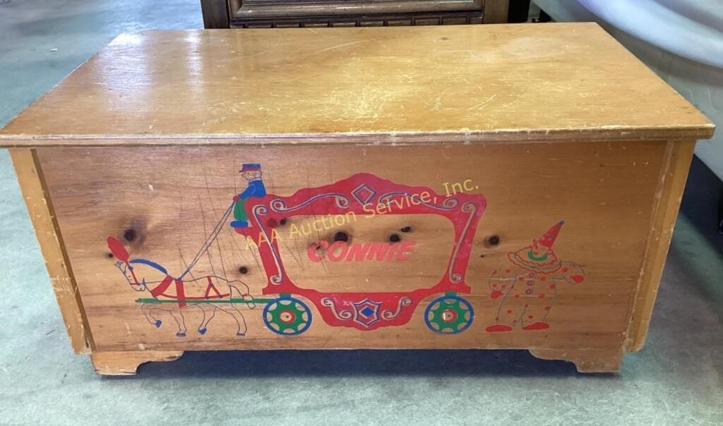 Wooden Toy Chest with Circus Carriage Print and