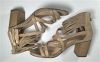 X0X0 LADIES HEELS - SIZE 7