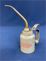 Vintage Tru-Test oiler, 8 1/2” including spout