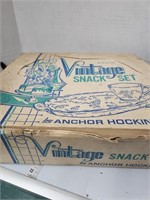 Vintage Snack set in Box