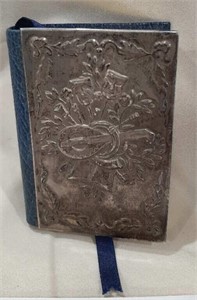 Shakespeare miniature book