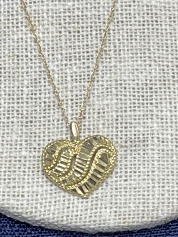 10k Gold heart necklace 1.26g