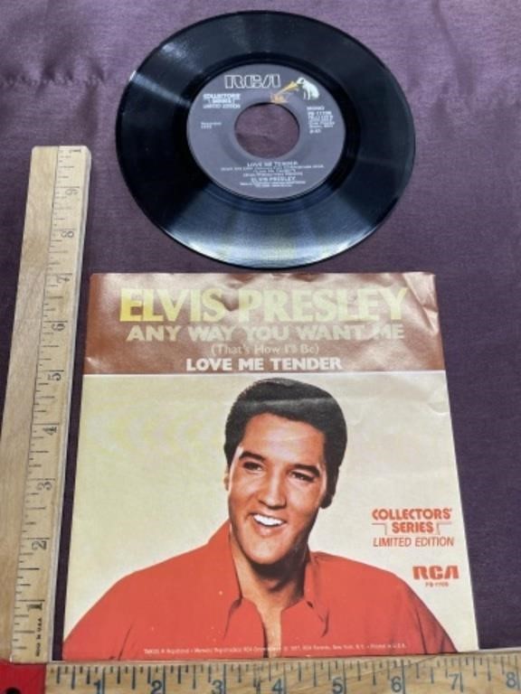 Elvis Collector series 45 record Love me tender