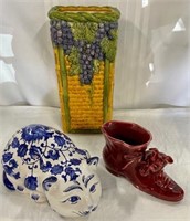 Shawnee Planter, Grape Vine Vase, Blue & White Cat