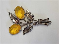 Beautiful Vintage Amber Brooch