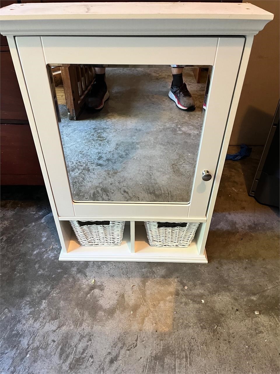 White finish vanity cabinet with mirror