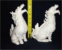 Foo dogs one damaged