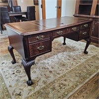 Hekman Ball-Claw Desk Leather Inlay Georgian Desk