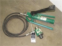 Greenlee Hydraulic Foot Pump with Ram-