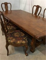 Traditional Dining Table w/Six Chairs K15B