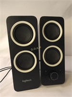 Logitech Z200 2.0 Stereo Multimedia Speakers, 10W
