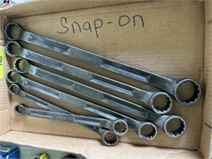 Flat w/6 SnapOn box-end wrenches - 11/16"-1-5/16"