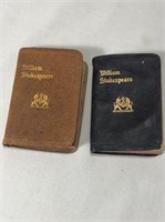 2 Mini William Shakespeare Books