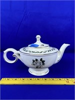 Hall tea pot