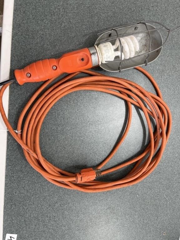 Extension Cord with Trouble Light