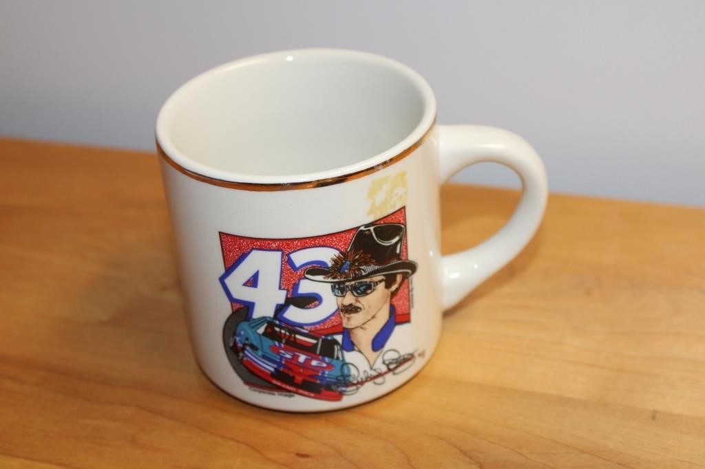 Richard Petty mug