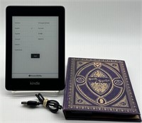 Amazon Kindle Paperweight (10th Gen.)