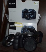 Sony Cybershot Camera, DSC-H200