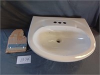 Briggs Altima Pedestal Sink "White"