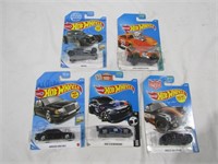 5 Hot Wheels Cars