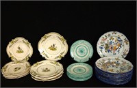 27 Italian ceramic plates