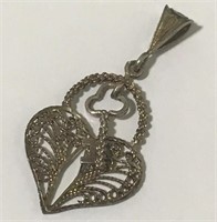 925 Sterling Silver Heart Love Key Necklace