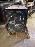 Mig welder model 90085 w/ bottle, condition unknow
