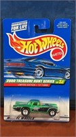 New On card Treasure Hunt Hot wheels