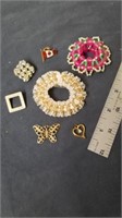 Vintage pins and pendants