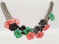 Stunning Flower Necklace 18"