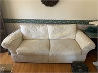 Flexsteel white couch and (2) ornate armchairs