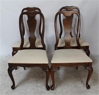 Set of 4 Matching Queen Anne Dining Chairs
