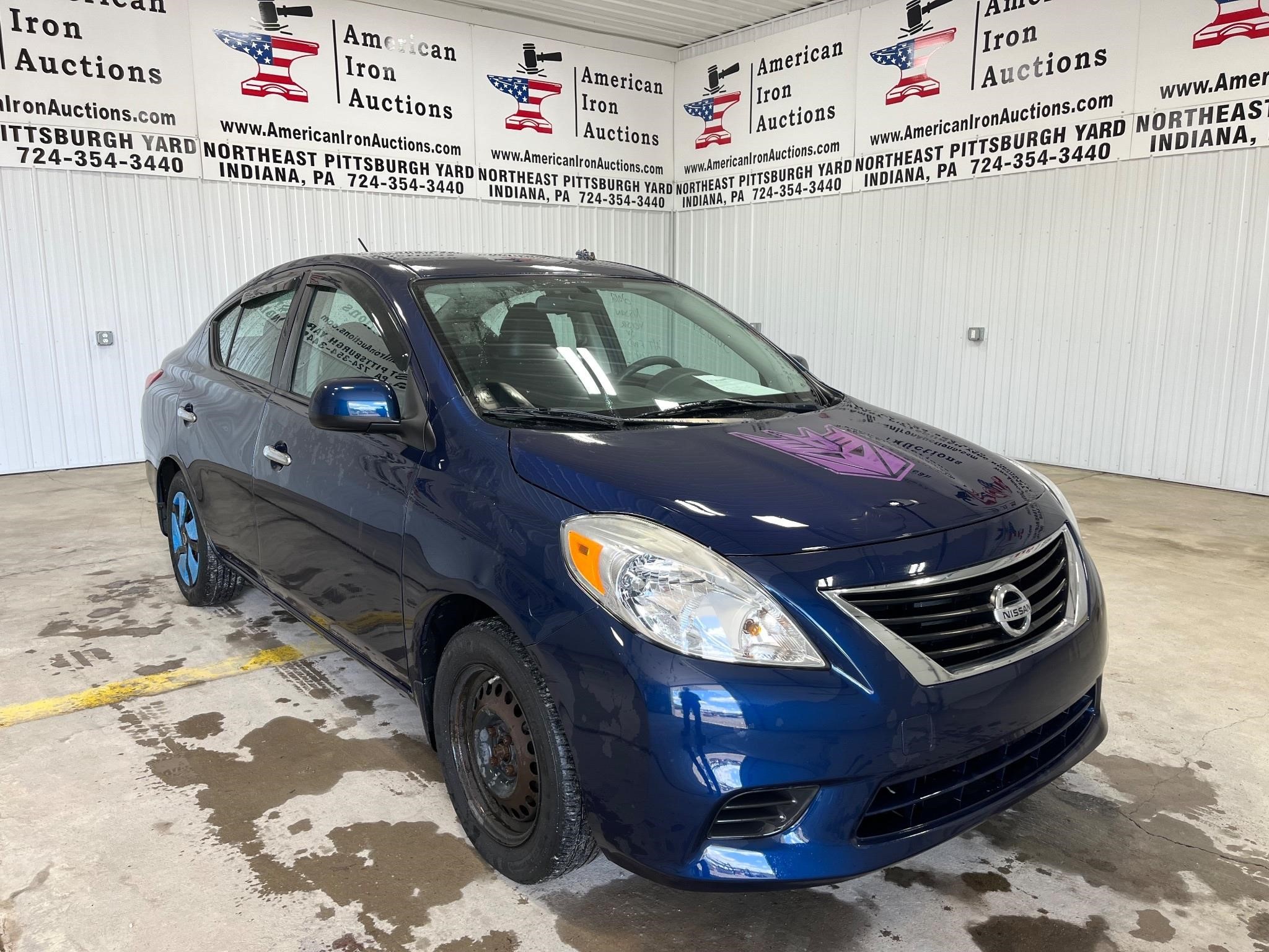 2012 Nissan Versa SV Sedan- Titled-NO RESERVE