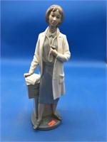 Lladro NAO 1982 Female/Woman Doctor/ Physician