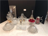 10 + Crystal and Glass Decorative Items