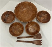 Wooden Salad Bowl With 4 Bowls