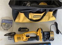 DeWalt 4 1/2” 20volt Grinder complete 2