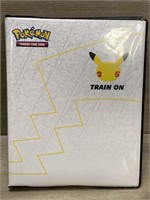 Pokémon Train On Oversize Card Binder 6V Cards