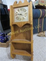 wood wall clock good condition