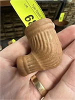 ANTIQUE NATIVE AMERICAN CLAY PIPE
