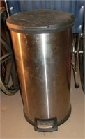 stainless foot activated lift lid waste can