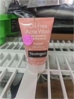 Neutrogena face wash