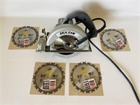 Skilsaw 5 -1/2" Circular Saw & 4 extra blades