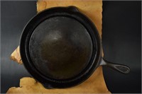 Wagner Ware No. 1102E – Greaseless Frying Skillet