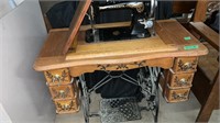 Minnesota Sewing Machine in Table, with Contents