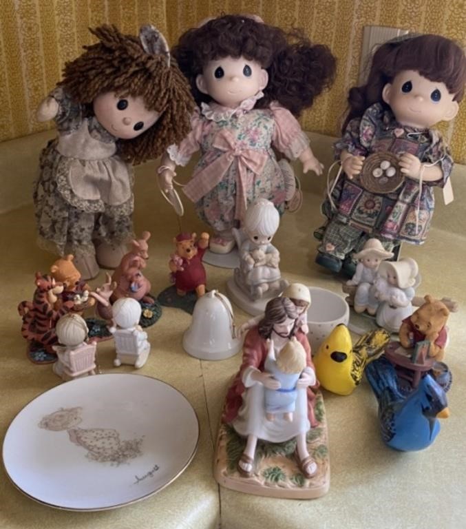Collectible Figurines & Dolls