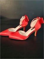 Women's Satin Shoes sz 8 NIB Red