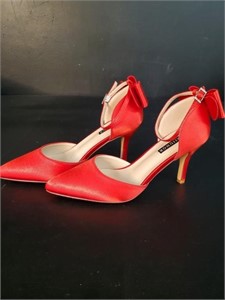 Women's Satin Shoes sz 8 NIB Red