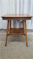 ANTIQUE 2 TIER SIDE TABLE