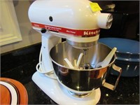 Kitchen Aid Stand Mixer Model #KSM90